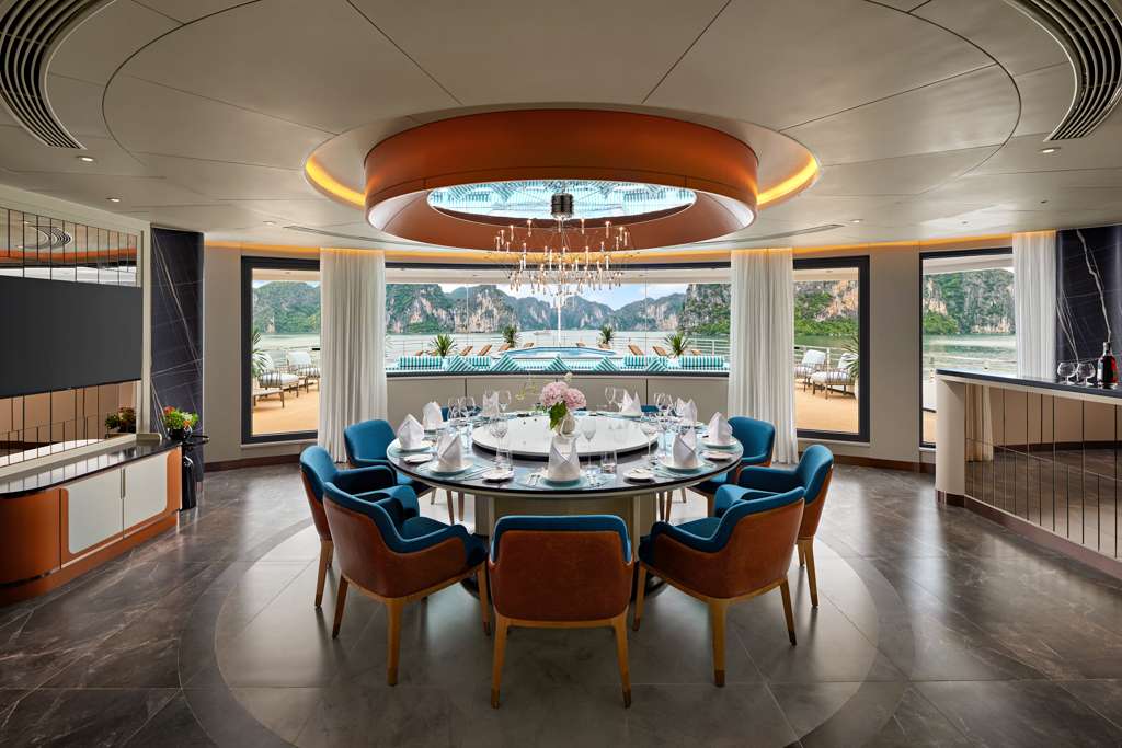 Ultimate Cruise Oasis Experience