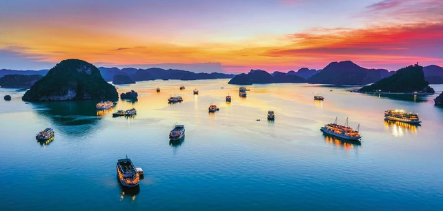 Ha Long Bay Views 